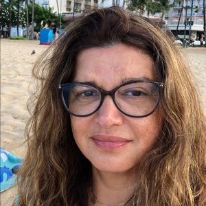 Meet your Posher, Elizabeth